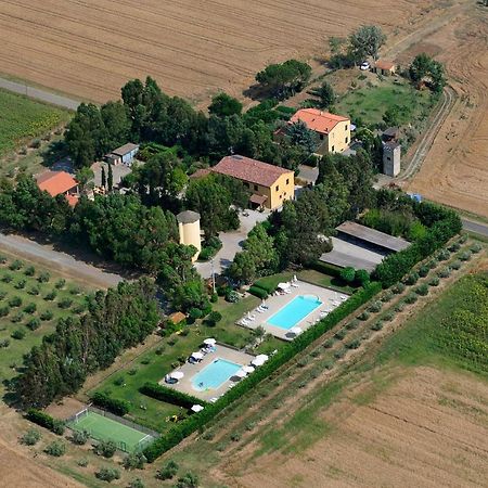 Agriturismo Le Pescine Vada Exterior photo