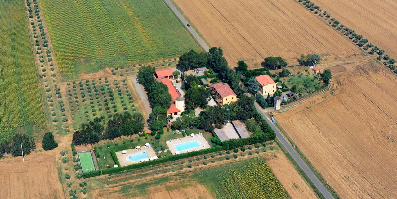 Agriturismo Le Pescine Vada Exterior photo
