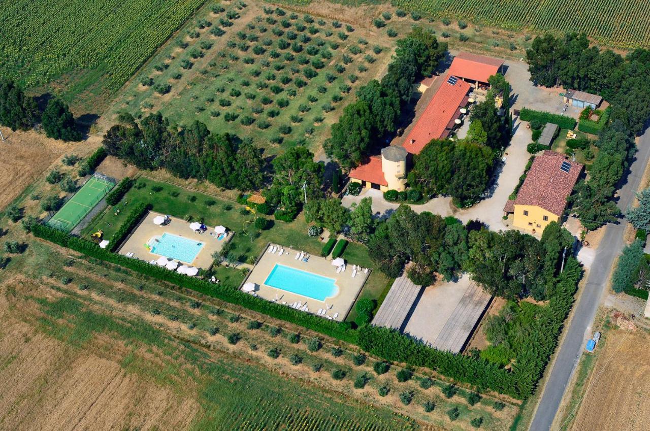 Agriturismo Le Pescine Vada Exterior photo