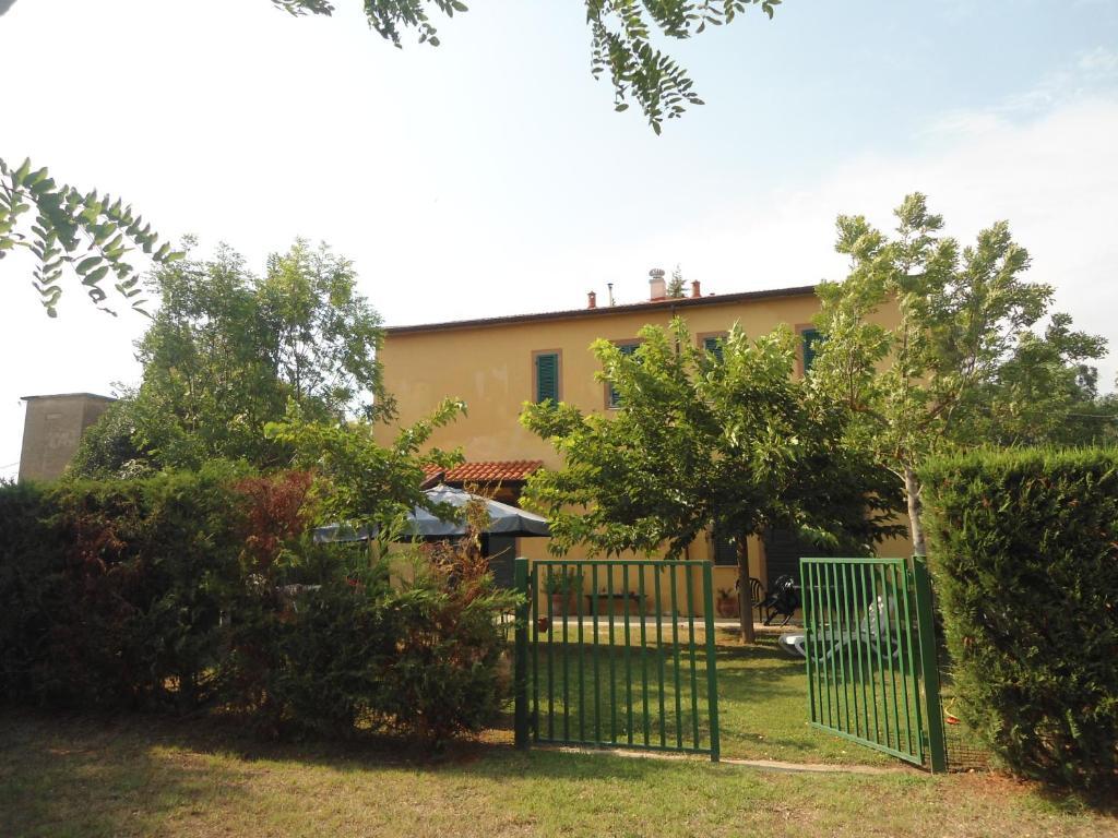 Agriturismo Le Pescine Vada Exterior photo